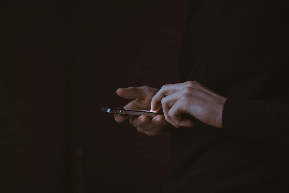 How Social Media Supports Pharmacovigilance: Real-Time Detection of Adverse Drug Reactions